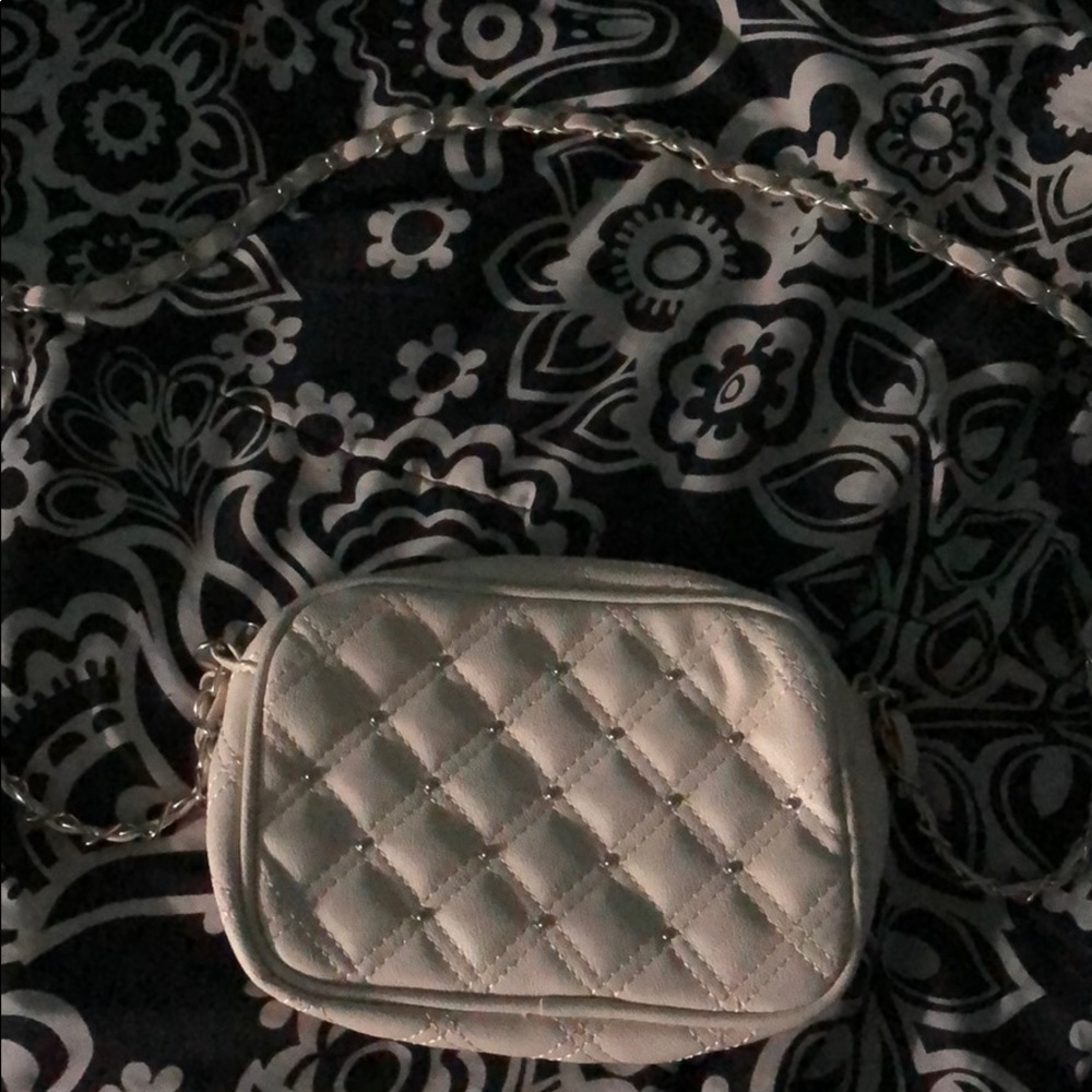 Quilted Crossbody - Barely Used